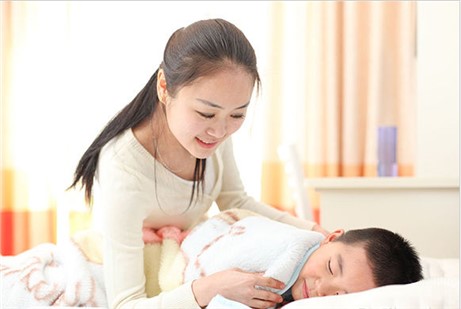 寶寶總鬧情緒，爸爸媽媽該怎么安撫？
